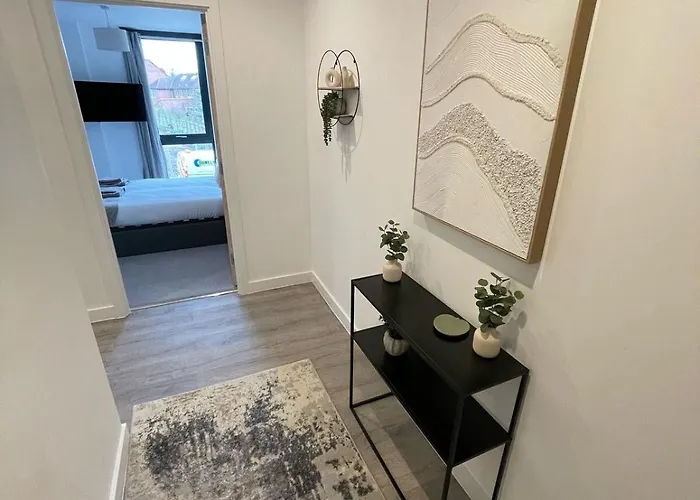 Centre - Parking & Gym - Fast Wifi - Sleeps 8 Lägenhet York