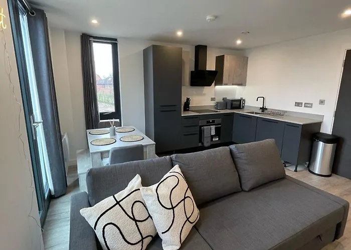 Lägenhet Centre - Parking & Gym - Fast Wifi - Sleeps 8 York